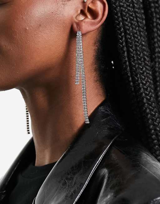 ASOS DESIGN – Silberfarbene Ohrringe mit Schmucksteinanhängern vorne und hinten am Ohr, 2 von 4