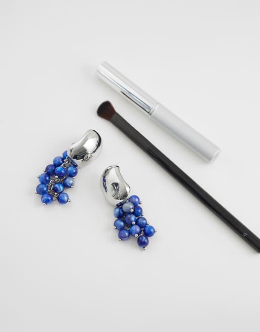 ASOS DESIGN – Silberfarbene Ohrstecker mit blauen Perlen, 2 von 4