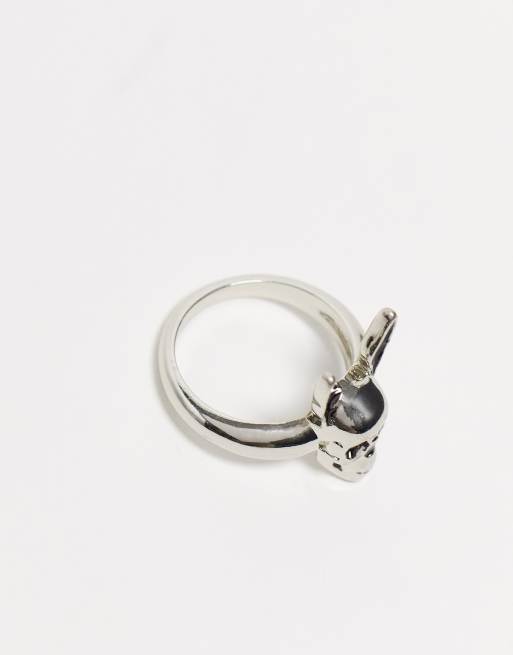 ASOS DESIGN – Silberfarbener Siegelring mit Totenkopf-Detail mit Hasenohren, 3 von 4