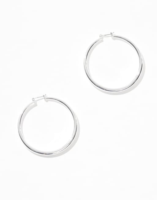 ASOS DESIGN silver plated earrings with graduated skinny hoop detail, 3 of 4