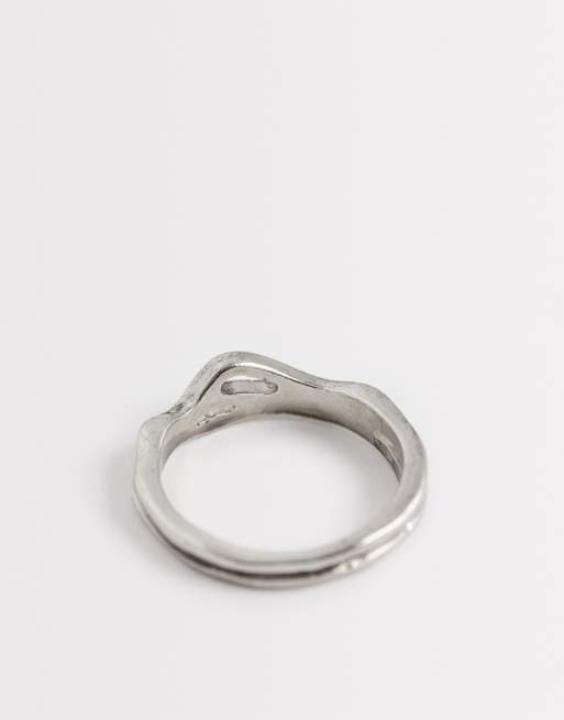 ASOS DESIGN – Silverfärgad, asymmetrisk ring med smält design, 3 av 3