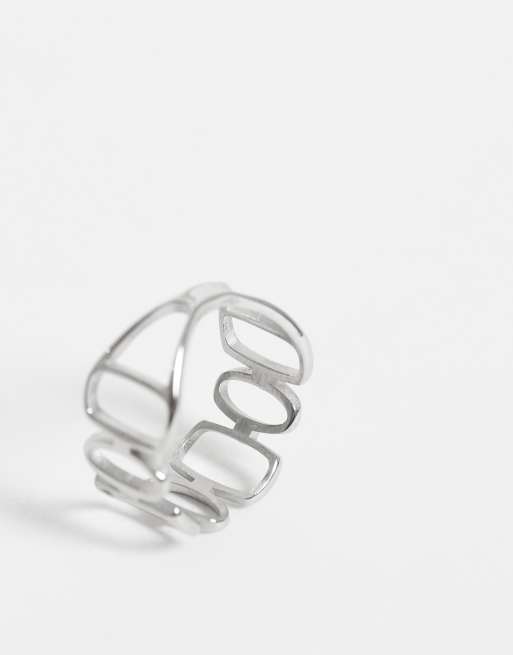 ASOS DESIGN – Silverfärgad ring i vattentåligt, rostfritt stål med cirkeldesign, 2 av 3