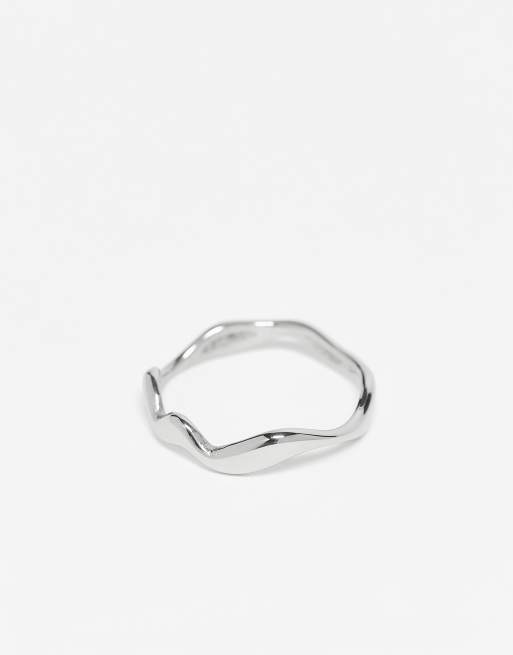 ASOS DESIGN – Silverfärgad ring i vattentåligt, rostfritt stål med vågig design  , 2 av 3