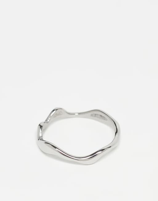 ASOS DESIGN – Silverfärgad ring i vattentåligt, rostfritt stål med vågig design  , 3 av 3