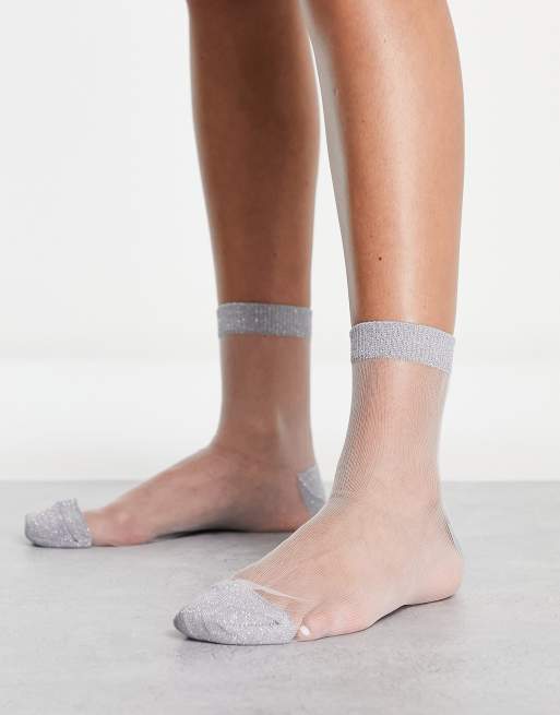 ASOS DESIGN – Silverfärgade, glittriga strumpor i skir lurex-mesh