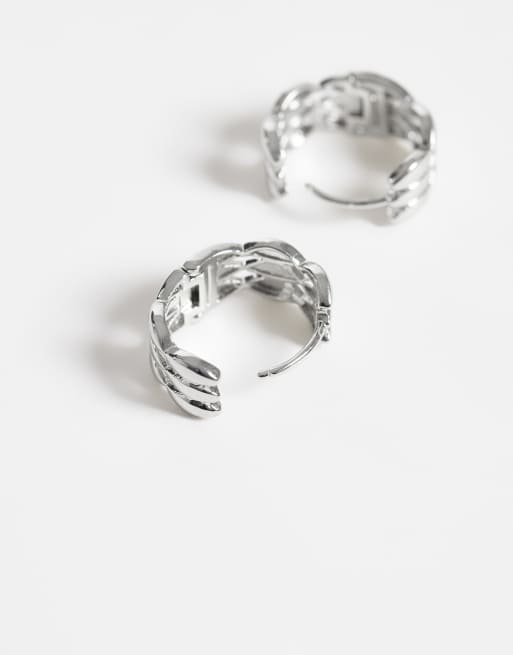 ASOS DESIGN – Silverfärgade, små creoler med vågig design, 4 av 4