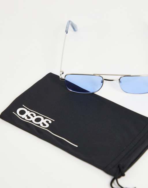 ASOS DESIGN – Silverfärgade, små solglasögon i fyrkantig 90-talsstil med blå glas, 3 av 4
