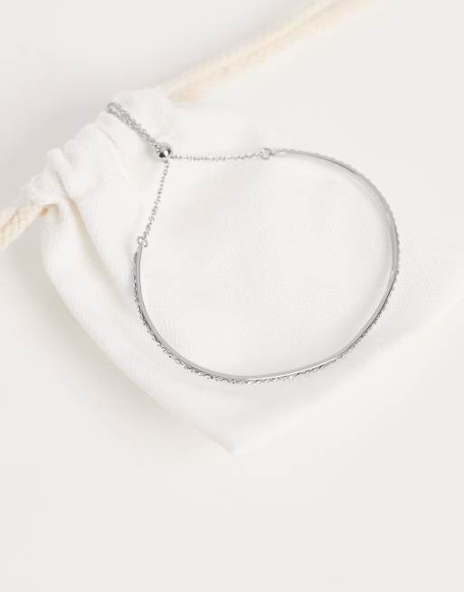 ASOS DESIGN – Silverfärgat, glittrigt, strassutsmyckat vänskapsarmband med dragsko-detalj, 3 av 3