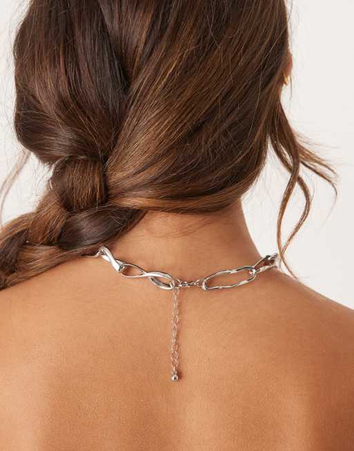 ASOS DESIGN – Silverfärgat halsband i grov kedjedesign med runt hänge, 3 av 3