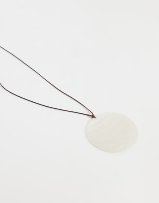 ASOS DESIGN – Silverfärgat, långt halsband med snäckskalshänge, 4 av 4