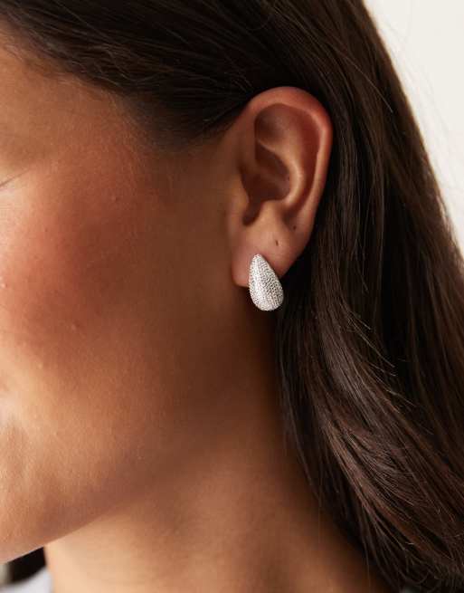 ASOS DESIGN – Silverpläterade, små kupolformade stiftörhängen med struktur, 2 av 3