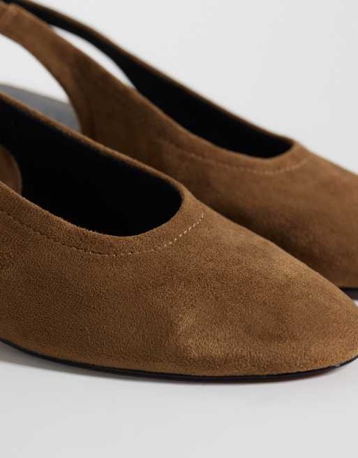 ASOS DESIGN Sindy minimalist block heeled slingback pumps in taupe suedette, 4 of 4
