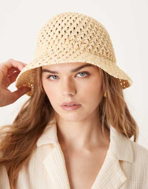 ASOS DESIGN – Składany szydełkowany w ażurowy wzór kapelusz typu bucket w neutralnym kolorze