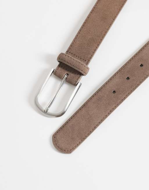 ASOS DESIGN skärp i äkta mocka med rundad spänne i taupe, 2 av 3