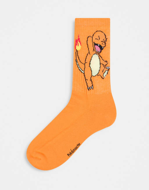 ASOS DESIGN – Skarpetki z motywem Charmandera z Pokemonów
