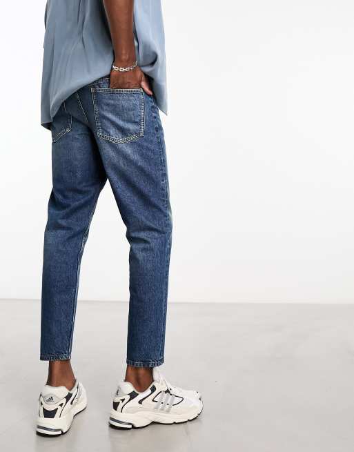 ASOS DESIGN Skater Jeans in verwaschenem Dunkelblau mit Tonung ASOS