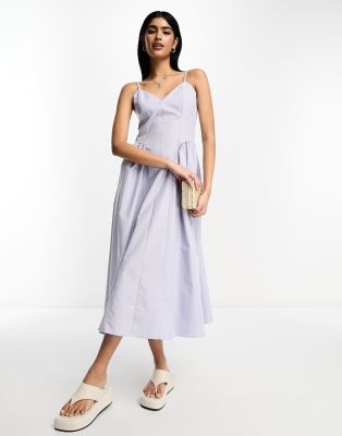 ASOS DESIGN - Skater-Kleid aus Baumwolle in staubigem Ballettblau mit tief angesetztem Bund