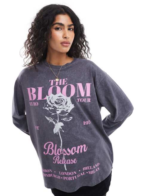ASOS DESIGN - Skater T-shirt met lange mouwen en grafische print van bloem in antraciet