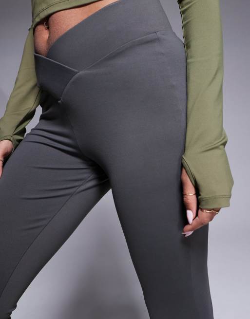 ASOS DESIGN - Skifergrå leggings i polyamid med V-front, 4 af 5