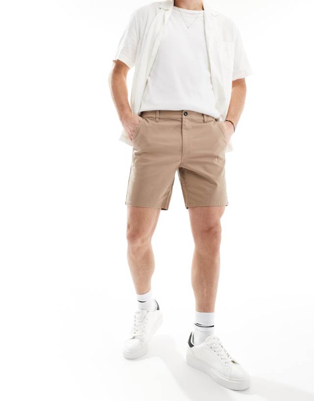 ASOS DESIGN - skinny chino shorts in stone