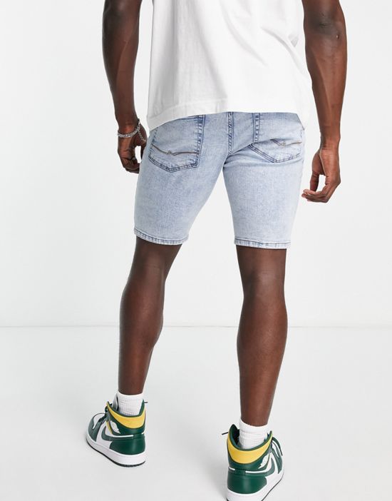 https://images.asos-media.com/products/asos-design-skinny-denim-shorts-in-light-wash-with-heavy-rips/202138936-2?$n_550w$&wid=550&fit=constrain