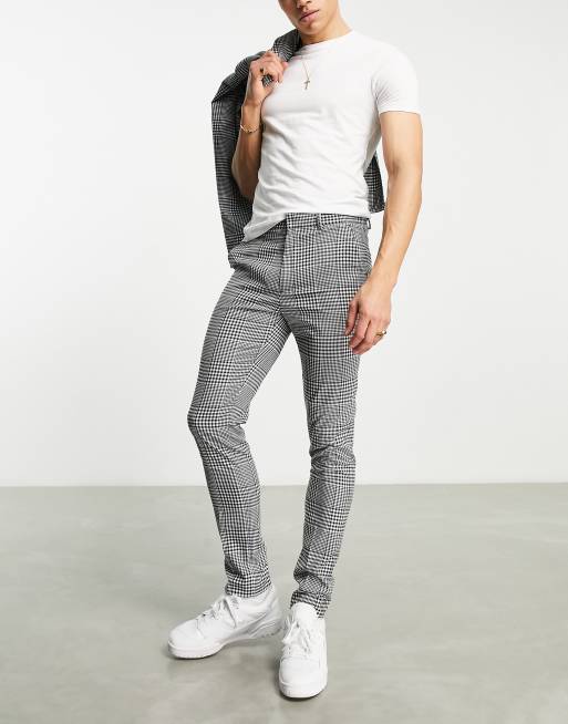 Grey Plaid Blazer - White Crew-neck T-shirt - Charcoal Dress Pants - White  Low Top Sneakers