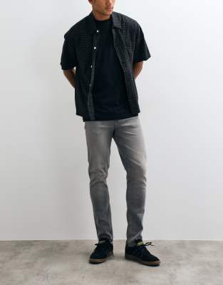Grey 4