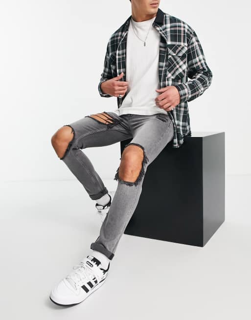 ASOS DESIGN - Skinny jeans met grote scheuren in grijs met wassing, 3 van 4
