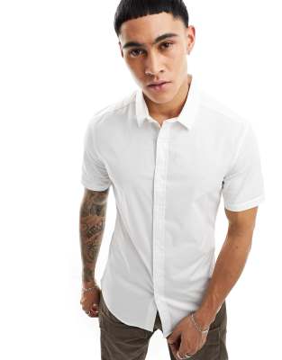  ASOS DESIGN skinny short sleeve poplin shirt in white