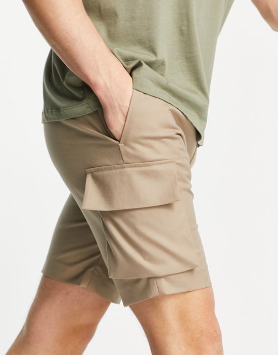 https://images.asos-media.com/products/asos-design-skinny-smart-shorts-with-cargo-pockets-in-stone/201707486-4?$n_550w$&wid=550&fit=constrain