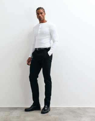 Suit 4
