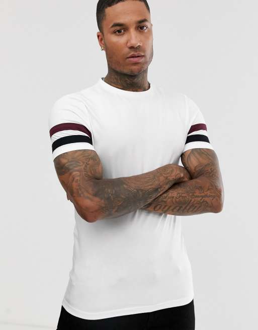 ASOS DESIGN - Skinny T-shirt i hvid med kontrastfarvede striber på ærmerne i bomuldsblanding - WHITE
