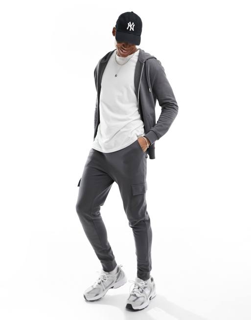 ASOS DESIGN - Skinny-træningssæt med hættetrøje og cargo-joggingbukser i vasket sort