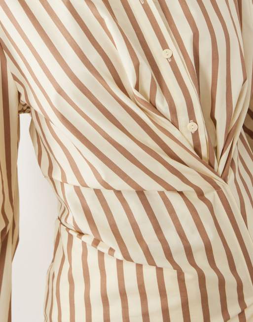ASOS DESIGN skjorta med markerad midja, omlott och cocoon-ärmar i gulrandigt, 4 av 4