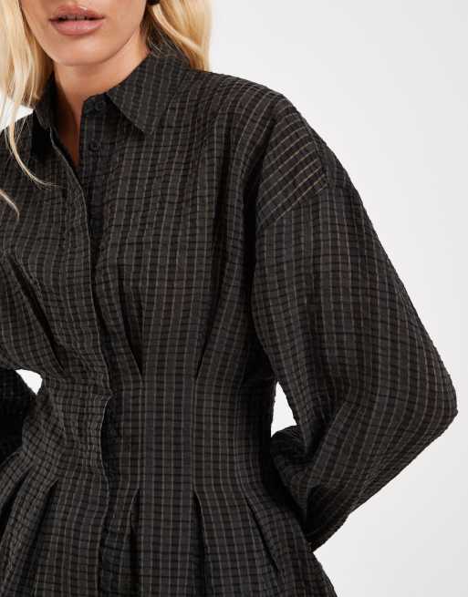 ASOS DESIGN skjorte med indsnøret detalje i seersucker-ternet, 2 af 4