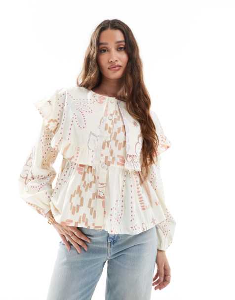 ASOS DESIGN - Skjorte med stor krave og akvarelprint - view 1