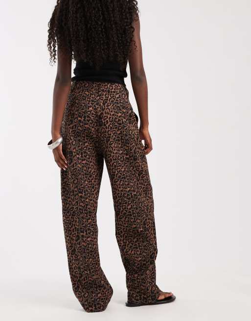 ASOS DESIGN skræddersyede arch barrel-bukser med leopardprint, 5 af 5