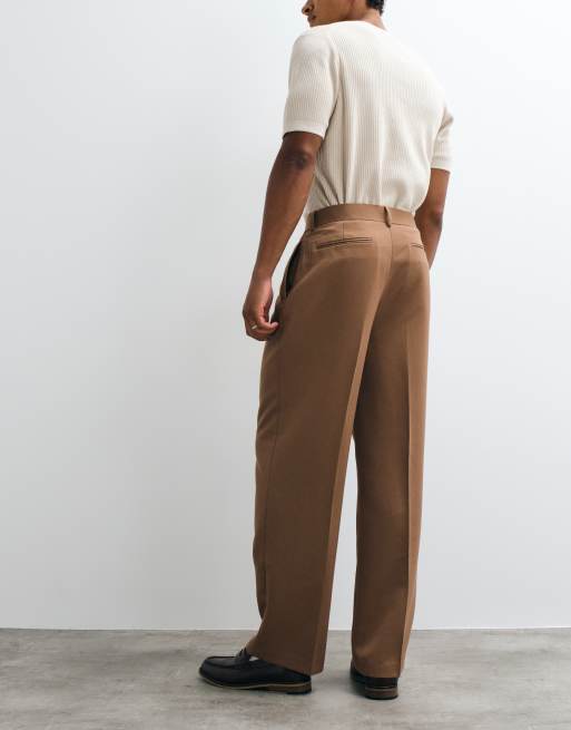 ASOS DESIGN skræddersyede plisserede bukser med brede ben i varm brun, 4 af 5
