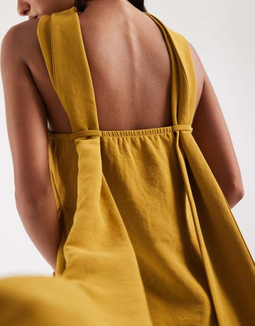 ASOS DESIGN skræddersyet bandeau-top med tørklædedetalje i guld, 4 af 4