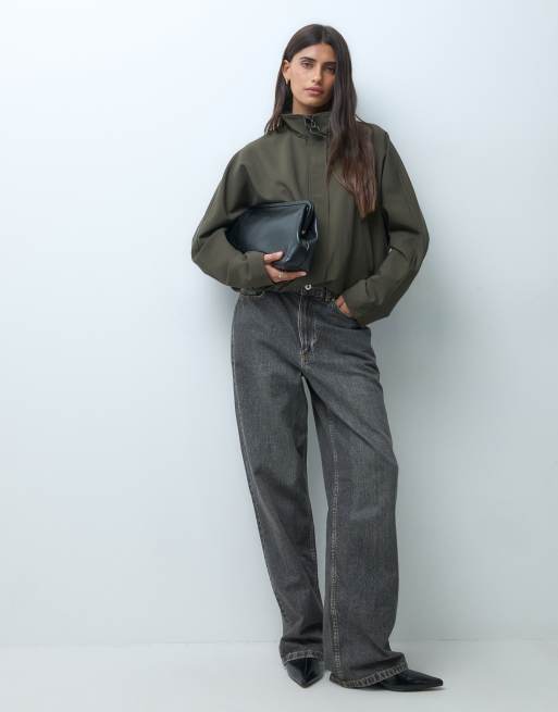 ASOS DESIGN skræddersyet cropped træningsjakke i olivengrøn, 2 af 4