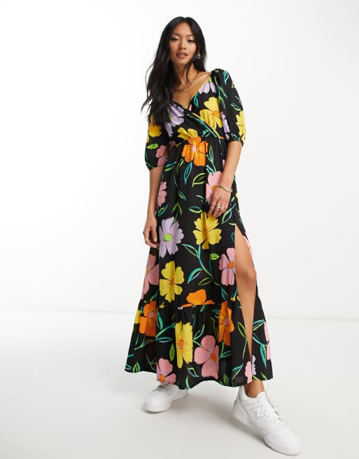 ASOS DESIGN - Slå-om-midikjole med knapper og peplumkant i sort med stort blomsterprint