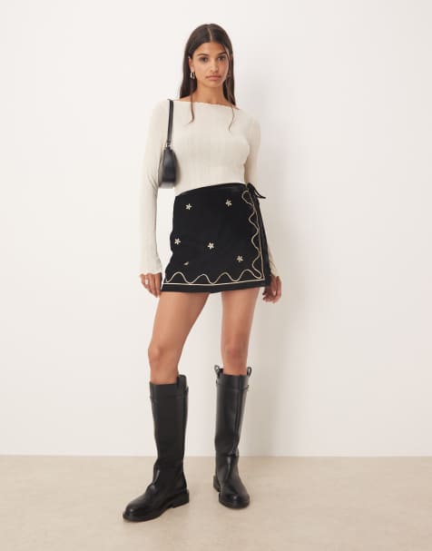 ASOS DESIGN - Slå-om-mininederdel med broderier i velour - view 1