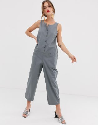 sleeveless boiler suit