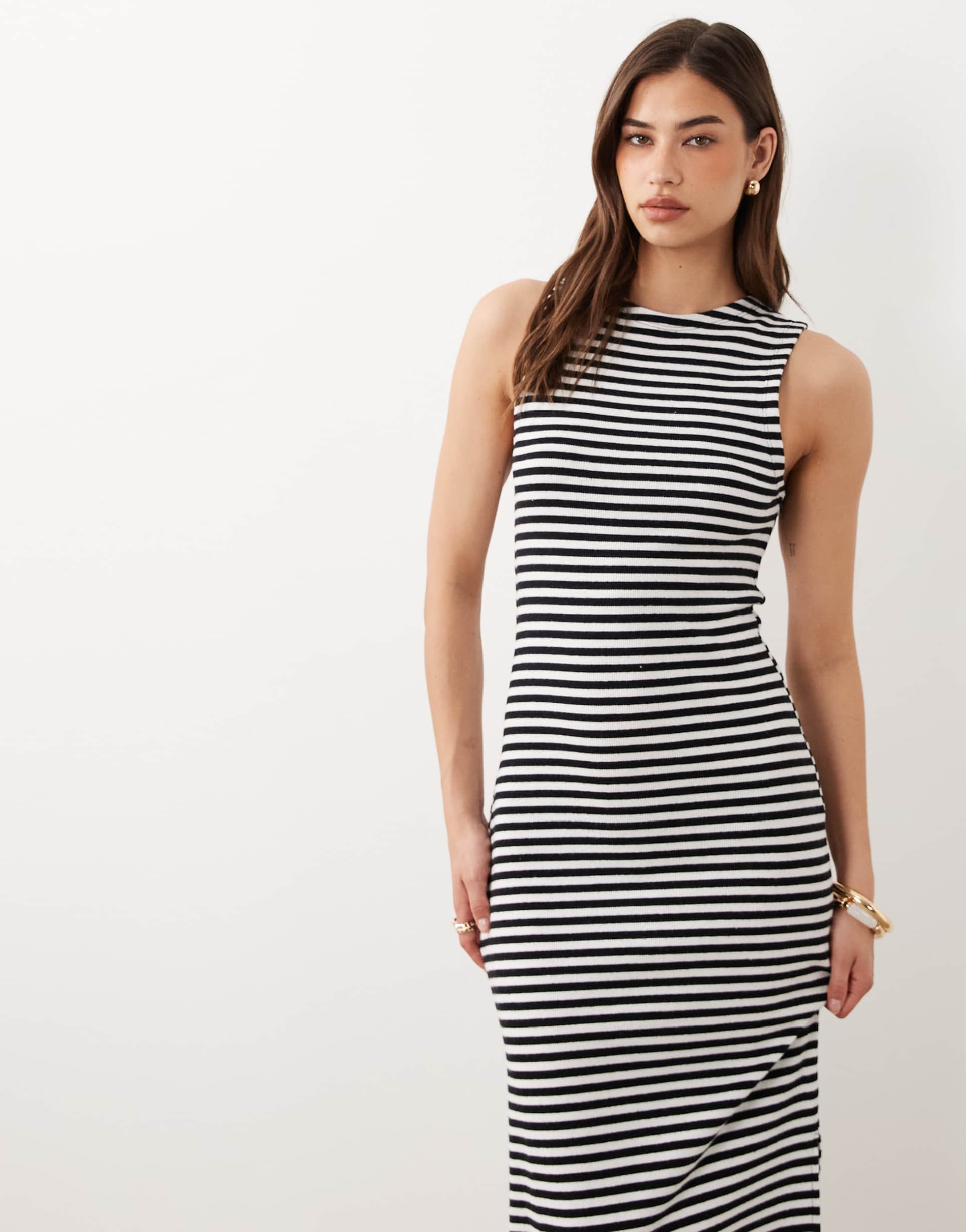 asos design sleeveless maxi dress in mono stripe