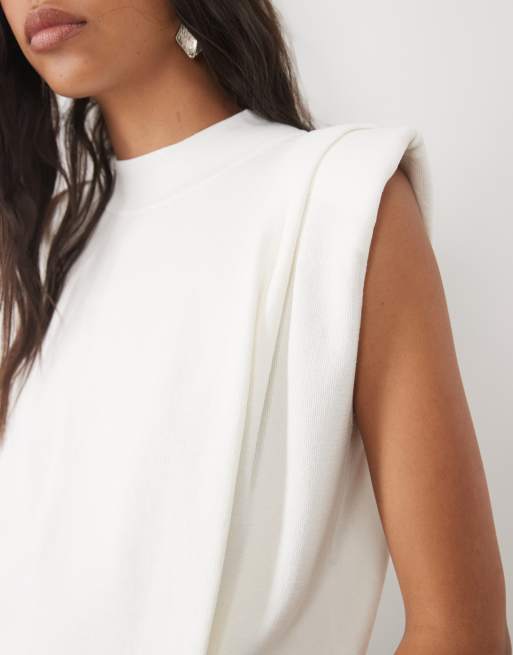 ASOS DESIGN sleeveless pleat tank in cream, 3 of 4