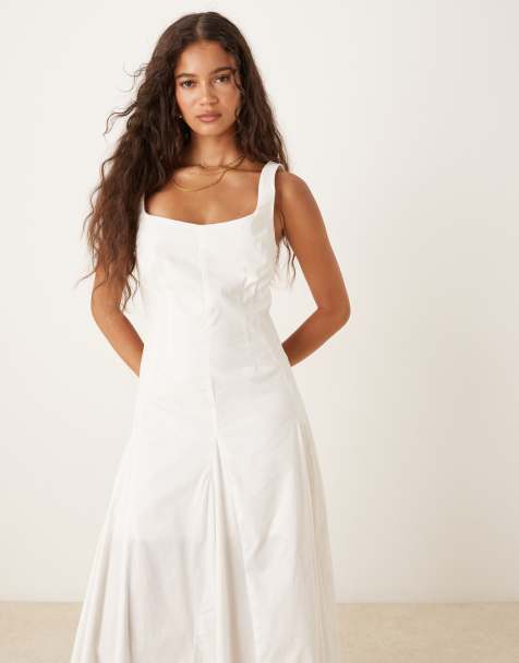 Graduation Dresses Shop Women s Graduation Outfits ASOS