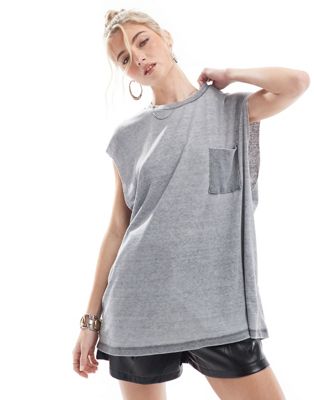 sleeveless washed tank top in gray acid wash