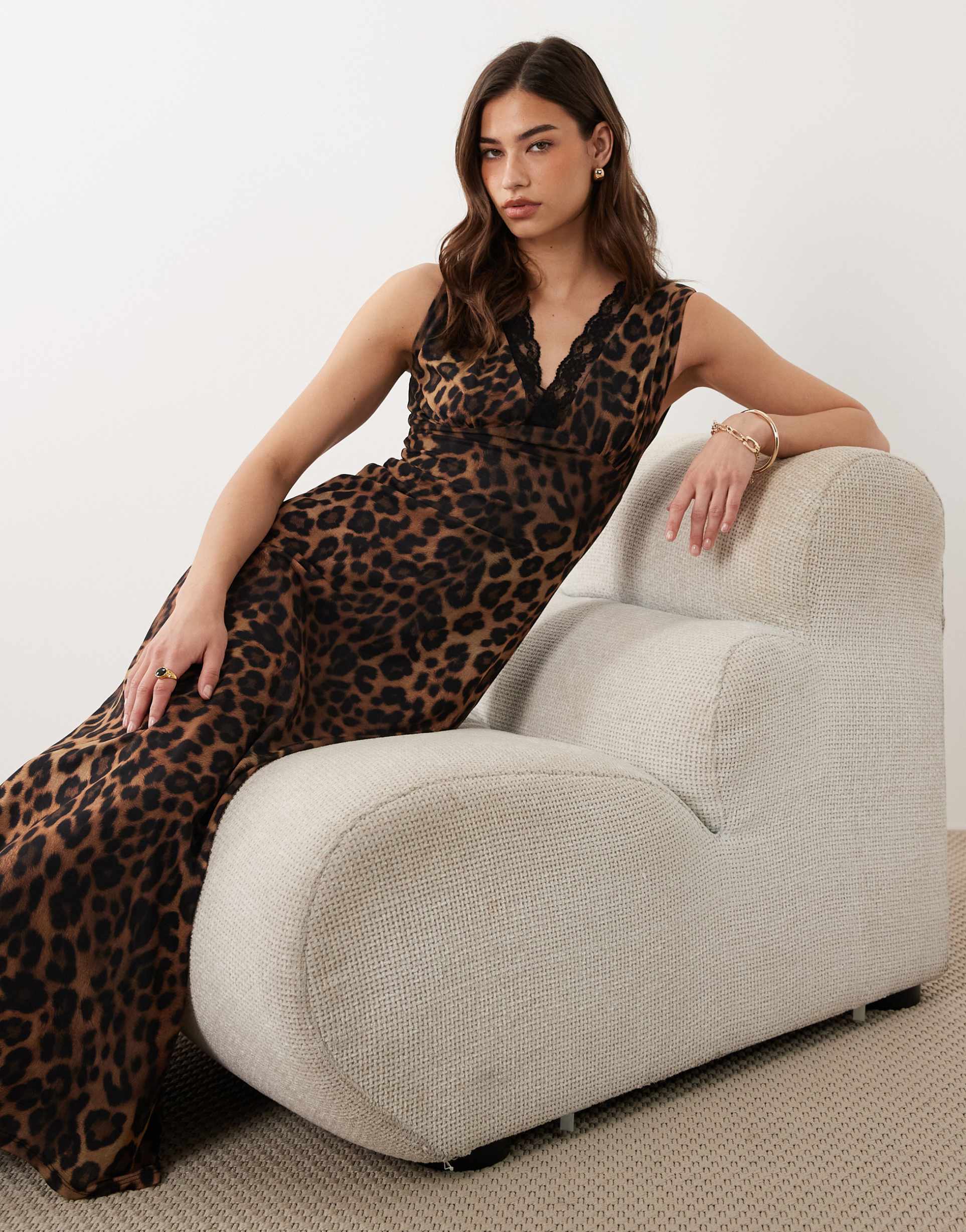 asos design sleeveless with v neck maxi dress in leopard print