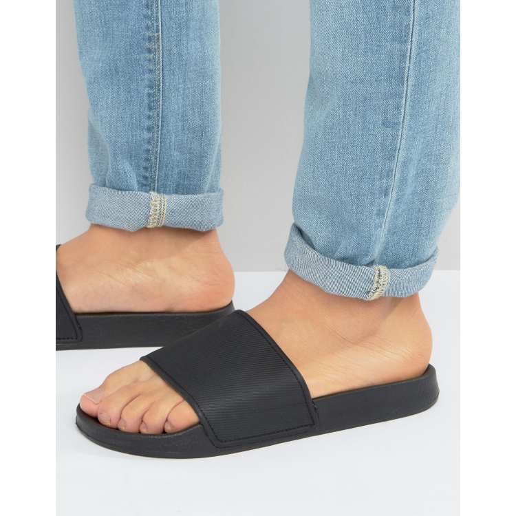 ASOS DESIGN sliders in black