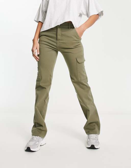 ASOS DESIGN pleat front chino with cargo pockets in sage